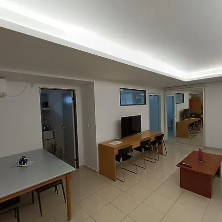 αρέθουσα Sous Sol 60 τμ υπόγειο διαμέρισμα Chalkida
